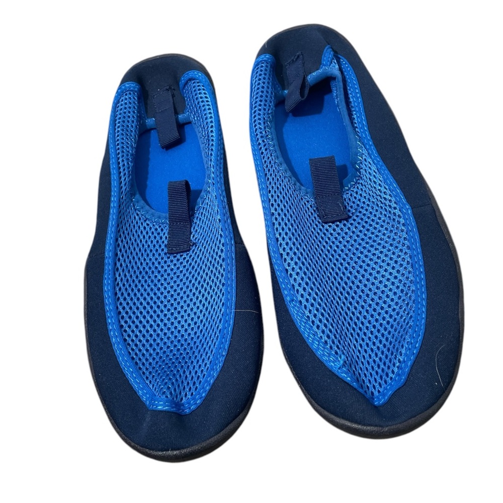 C36- Women’s 9/10 Athletic Works Slip on Swim water shoes